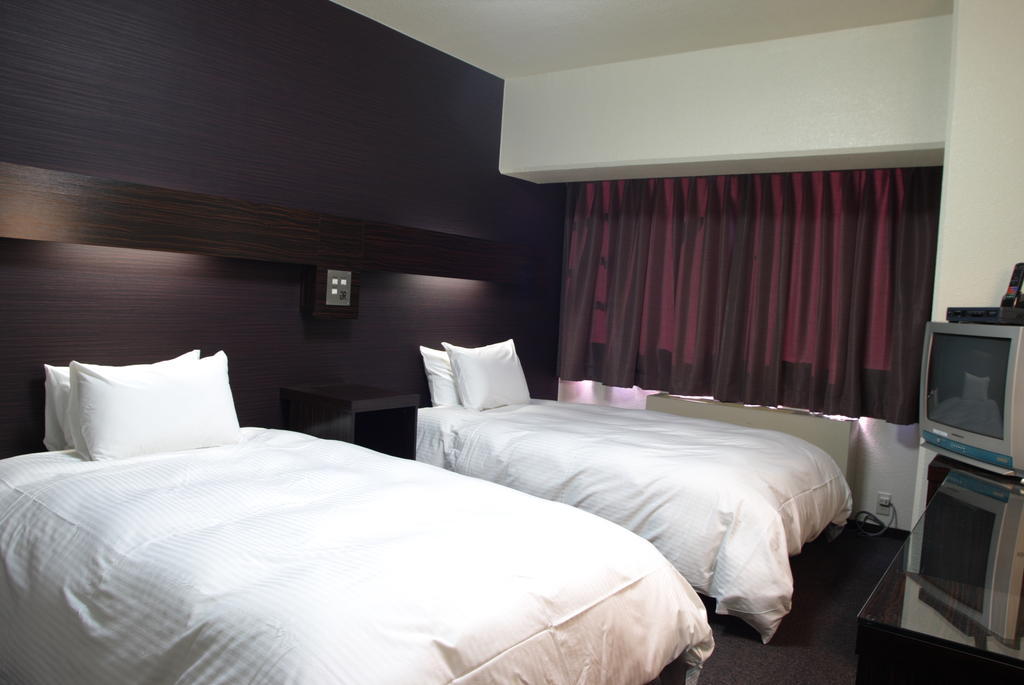 Green Rich Hotels Miyazaki Bilik gambar